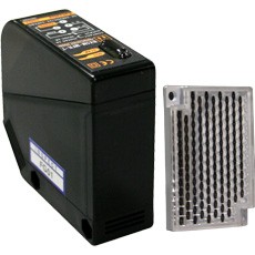 SENSOR FOTOELECTRICO REFLEXTIVO ALC. 5M SAL. NPN, PNP NA ENT. 12-24VDC