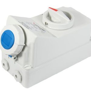 TOMACORRIENTE VISIBLE 16A 2P+T 250V C/INTERRUPTOR POR ENCLAVAMIENTO MECÁNICO AZUL 6H