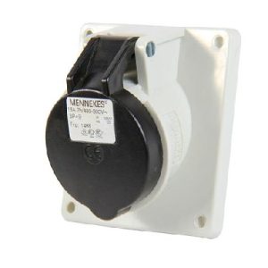 TOMACORRIENTE EMPOTRABLE 16A 3P+T 500V NEGRO 7H IP44