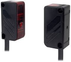 SENSOR FOTOELÉCTRICO CUAD. VERTICAL EMISOR Y RECEPTOR ALC. 500MM NPN NA 12-24VDC