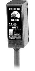 SENSOR FOTOELCTRICO REFLEX CUADRADO ALC. 10-50MM NPN NA 12-24VDC