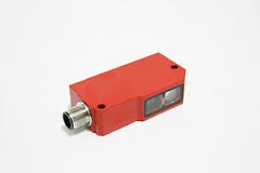 SENSOR FOTOELECTRICO RETRO-REFLECTIVO CON FILTRO POLARIZADO 0-3m, 10-30VDC, CONEX. M12